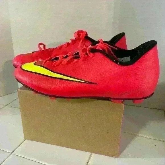 Nike Mercurial Soccer Cleats  851641 Youth sz 6y - Picture 3 of 5